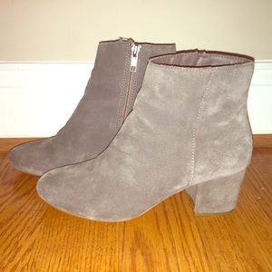 Worn 3 times and in good condition